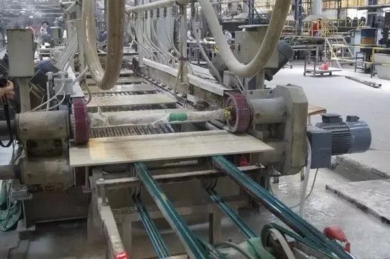 陶瓷廠異味大、被投訴，潔匠現場抽取廢氣做檢測、研制有效除臭劑！